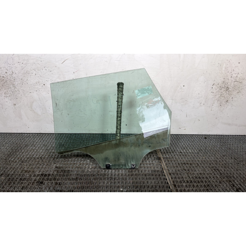 Vitre arriere droit CITROEN C5 2 Photo n°4