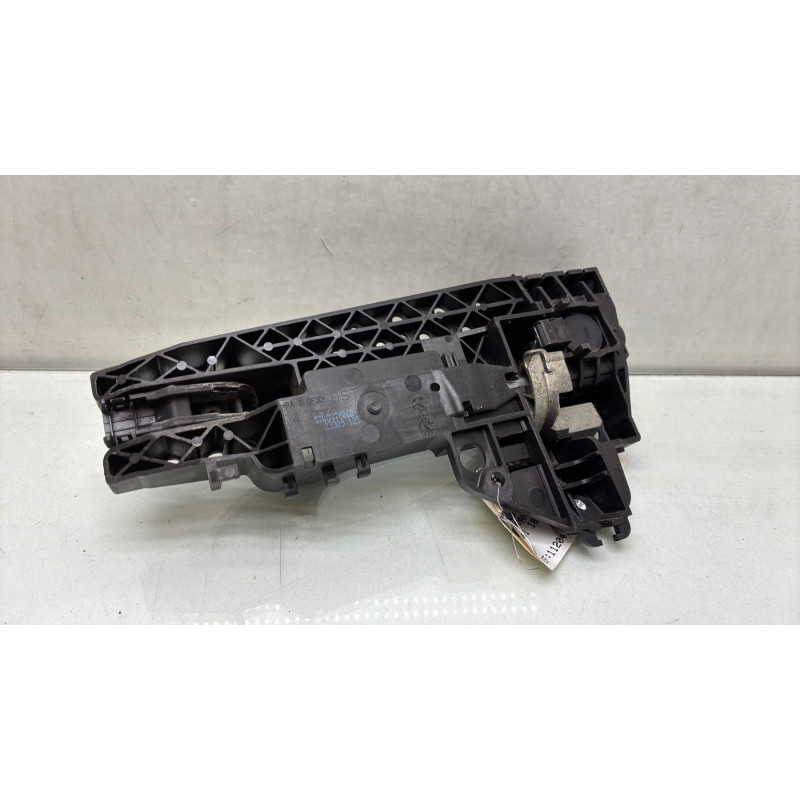 Poignee porte arriere droit AUDI A4 3 Photo n°3