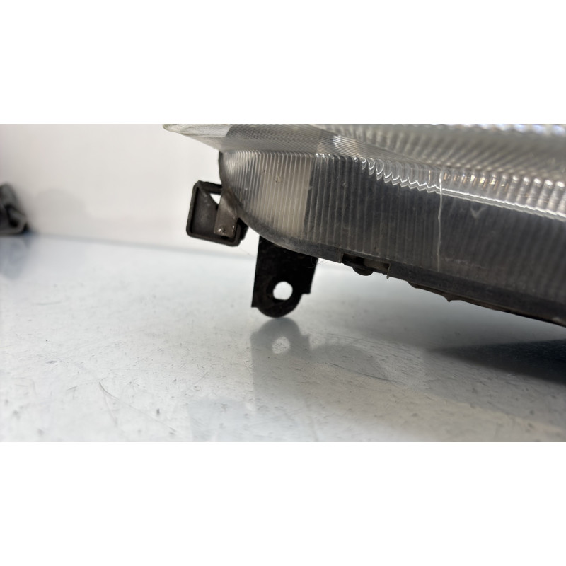 Optique avant principal droit (feux)(phare) OPEL MERIVA A Photo n°4