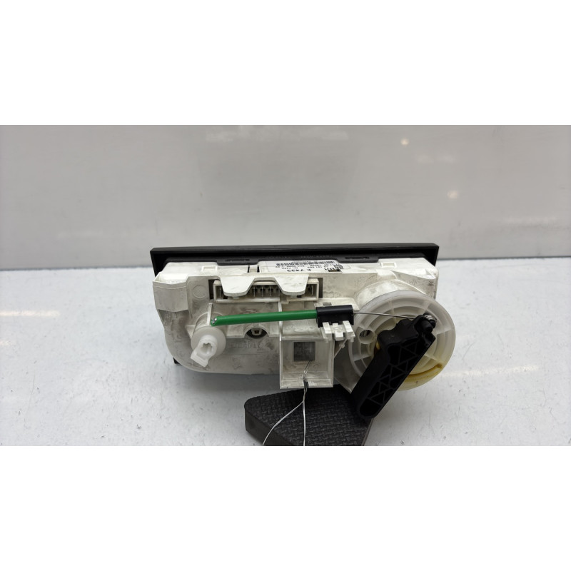 Commande chauffage OPEL MERIVA A Photo n°3