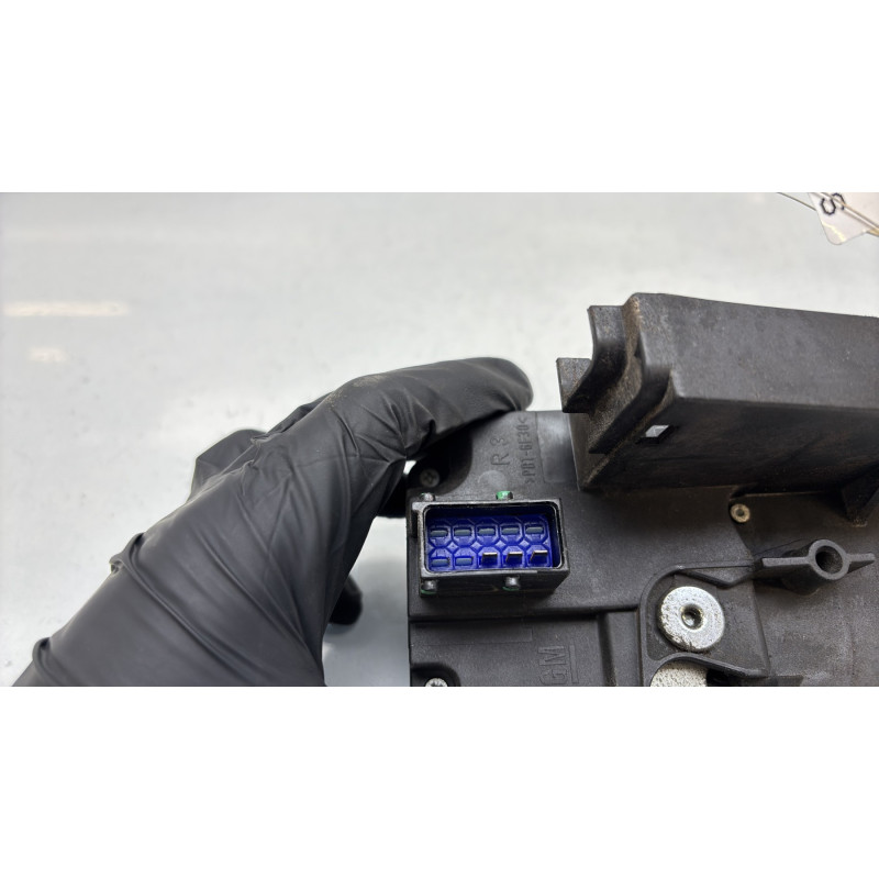 Serrure avant droit OPEL MERIVA A Photo n°3