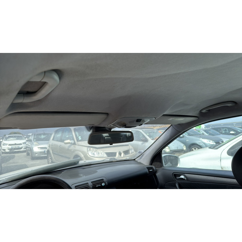 Calandre MERCEDES CLASSE C 203 Photo n°17