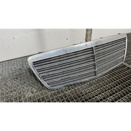 Calandre MERCEDES CLASSE E 210