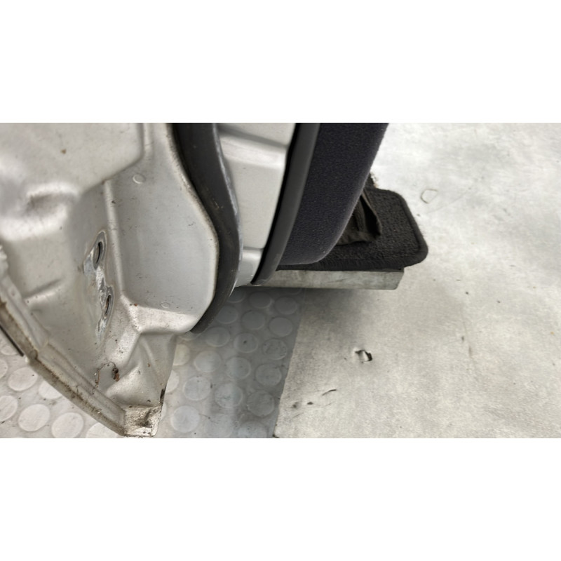 Porte avant droit MERCEDES CLASSE E 210 Photo n°6