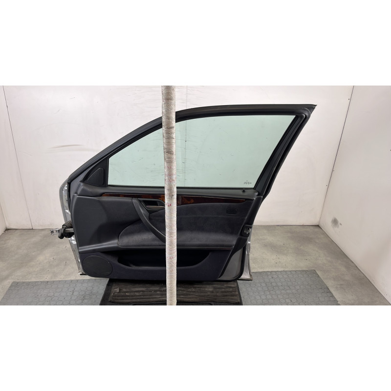 Porte avant droit MERCEDES CLASSE E 210 Photo n°7