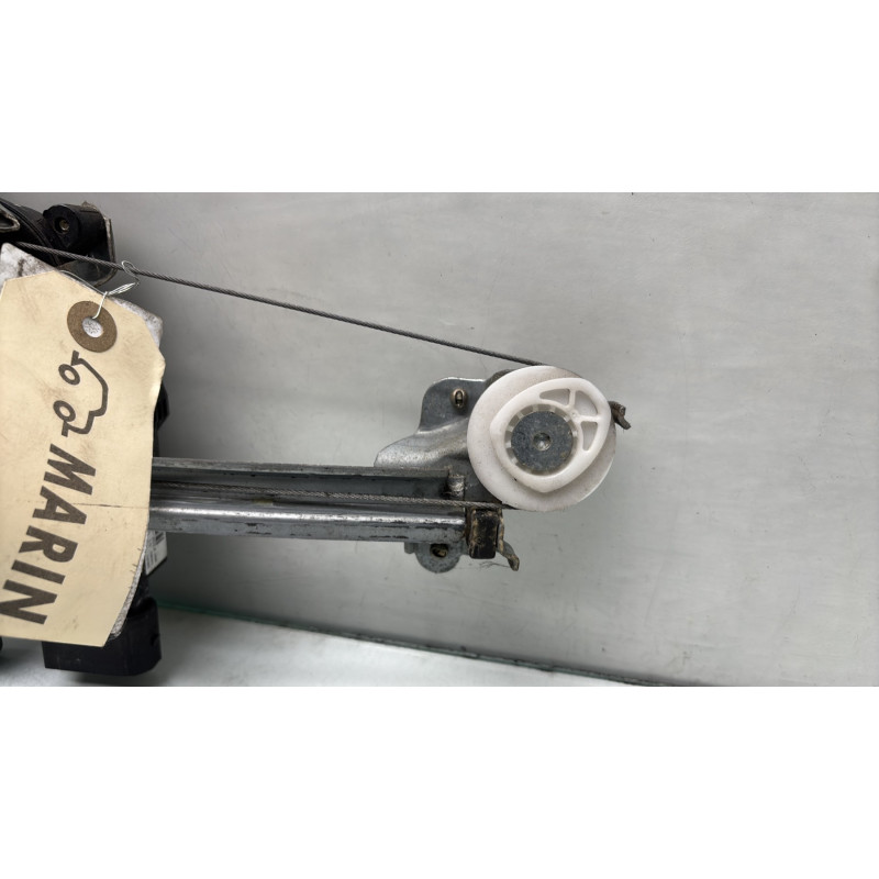 Leve vitre electrique arriere droit MERCEDES CLASSE E 210 Photo n°3
