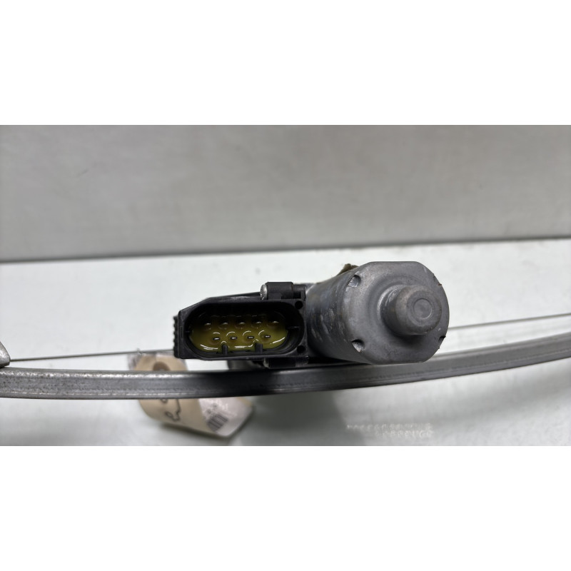 Leve vitre electrique arriere droit MERCEDES CLASSE E 210 Photo n°5