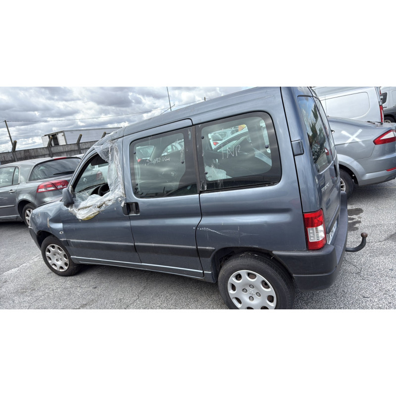 Porte avant gauche PEUGEOT PARTNER 1 Photo n°13