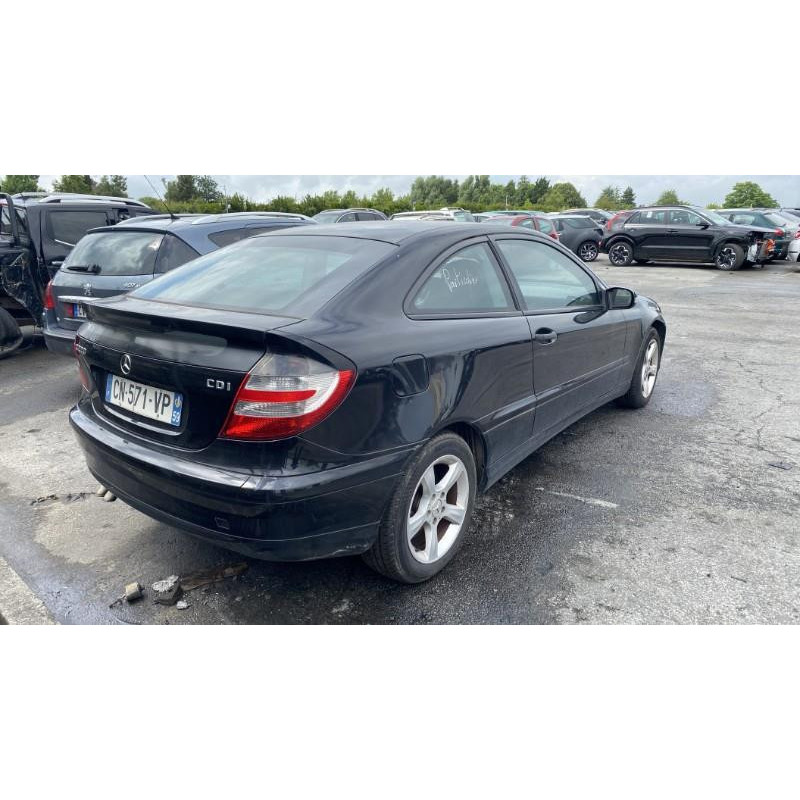 Etrier avant droit (freinage) MERCEDES CLASSE C 203 COUPE SPORT Photo n°8