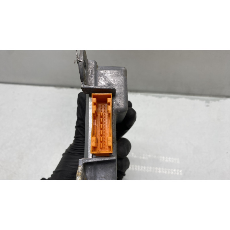 Boitier air bag PEUGEOT 406 Photo n°3
