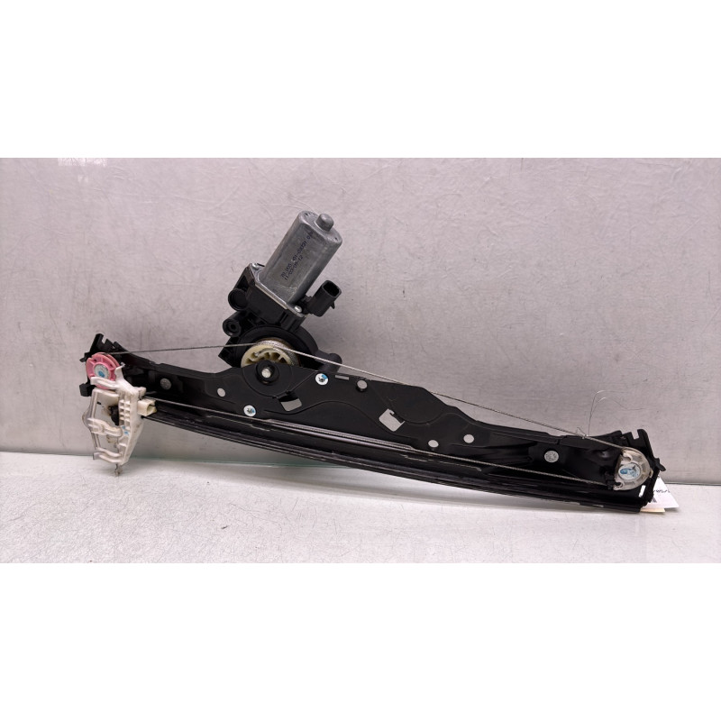 Leve vitre electrique avant droit FORD KA 2 Photo n°1