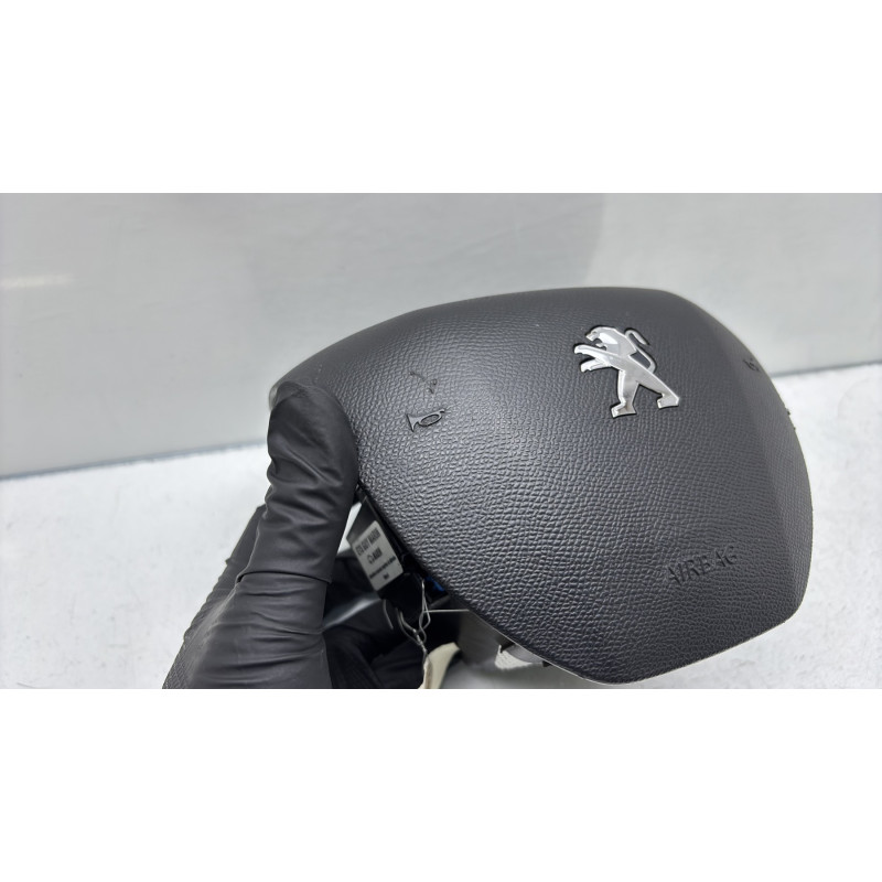 Air bag conducteur PEUGEOT 308 2 Photo n°2