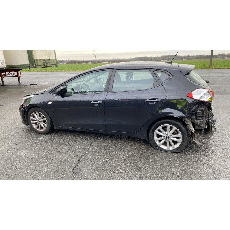 Bouton de warning KIA CEE-D 2 Photo n°10