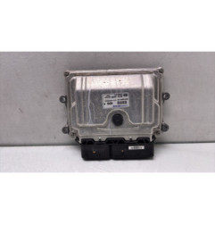 Calculateur moteur KIA CEE-D 2 Photo n°1