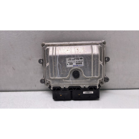 Calculateur moteur KIA CEE-D 2 Photo n°1