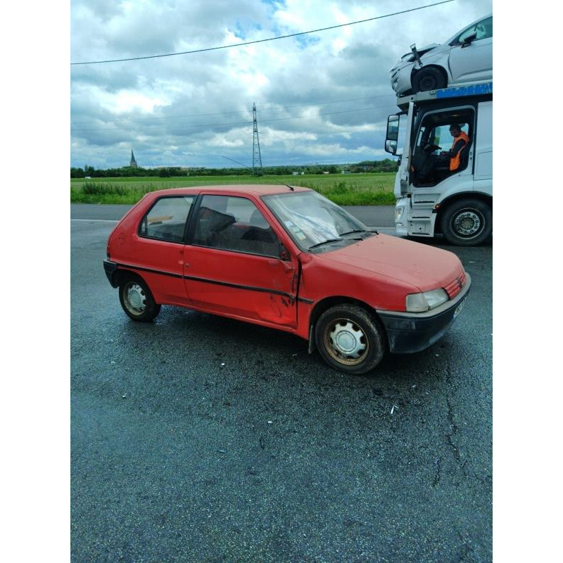 Plage arriere PEUGEOT 106 Photo n°10