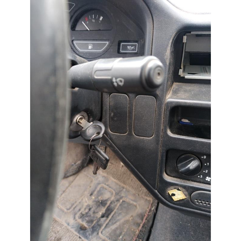 Serrure avant droit PEUGEOT 106 Photo n°8