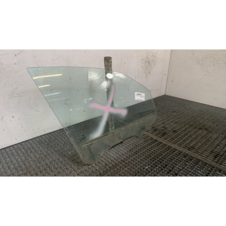 Vitre avant droit BMW SERIE 1 E87