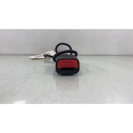 Attache ceinture avant droit KIA SPORTAGE 3