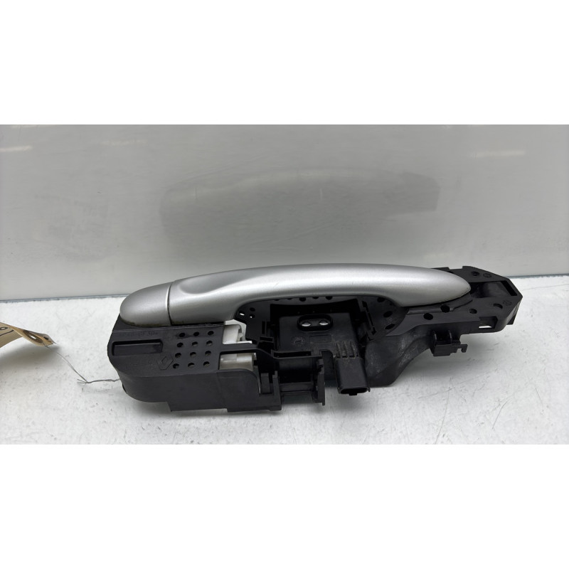 Poignee porte arriere droit RENAULT SCENIC 3 Photo n°2