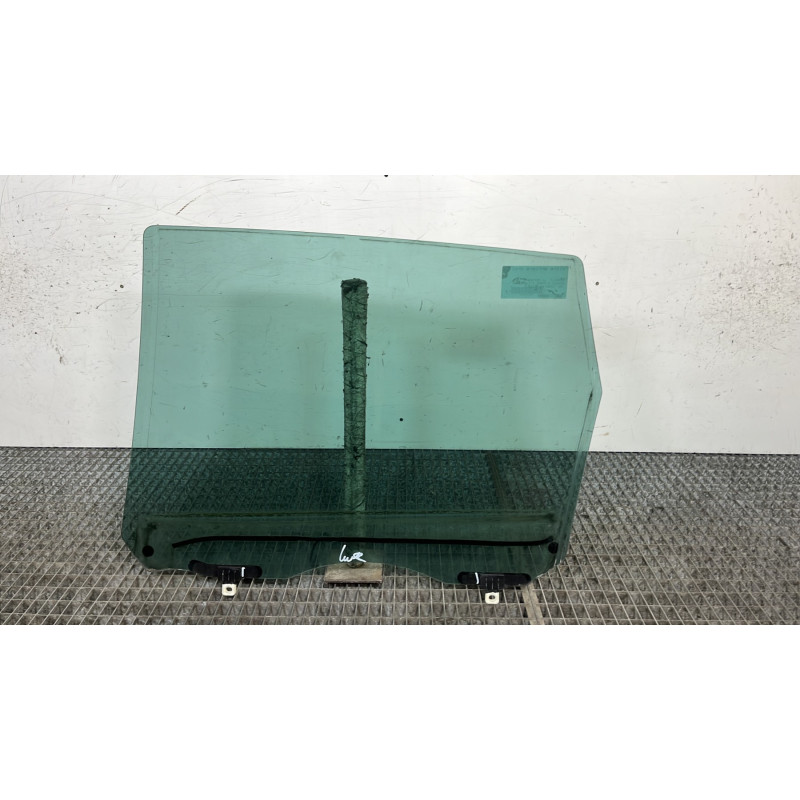 Vitre arriere droit RENAULT SCENIC 3 Photo n°4