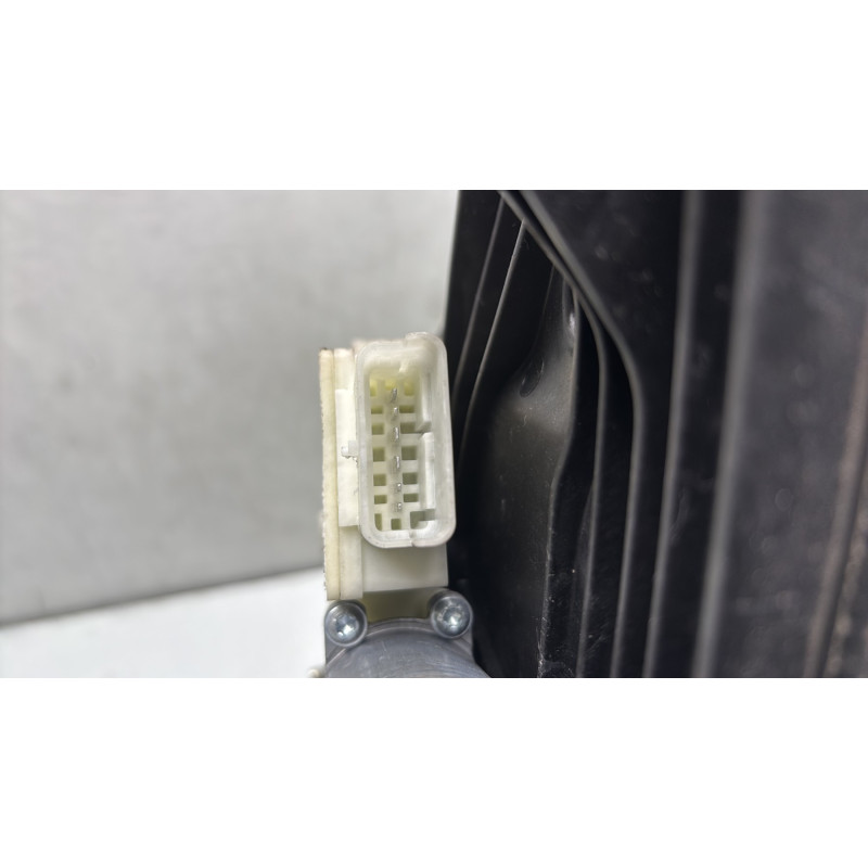 Leve vitre electrique arriere gauche RENAULT CLIO 5 Photo n°5