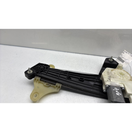 Leve vitre electrique avant gauche RENAULT CLIO 5