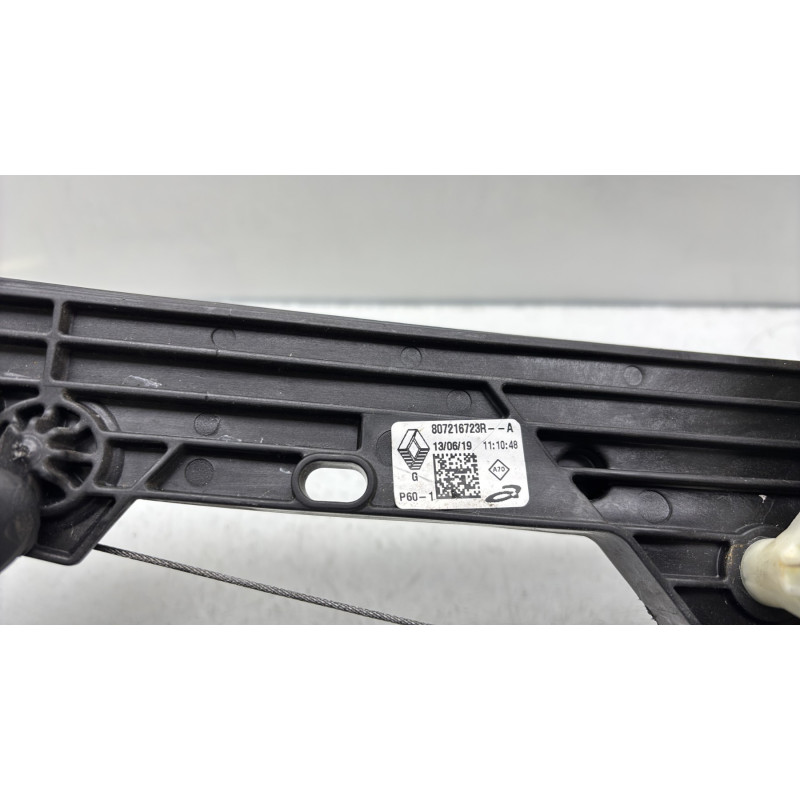 Leve vitre electrique avant gauche RENAULT CLIO 5 Photo n°5