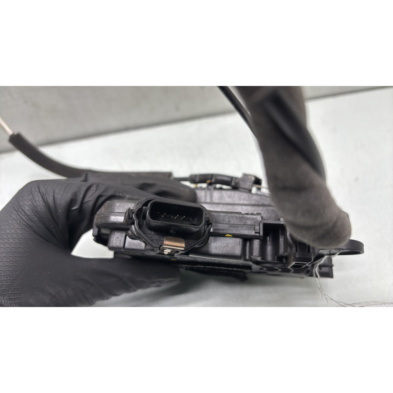 Serrure avant gauche RENAULT CLIO 5 Photo n°4