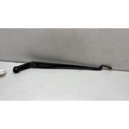 Bras essuie glace avant gauche TOYOTA AURIS 1