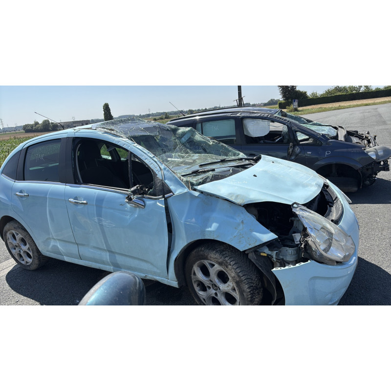 Feu arriere secondaire droit (feux) CITROEN C3 2 Photo n°10
