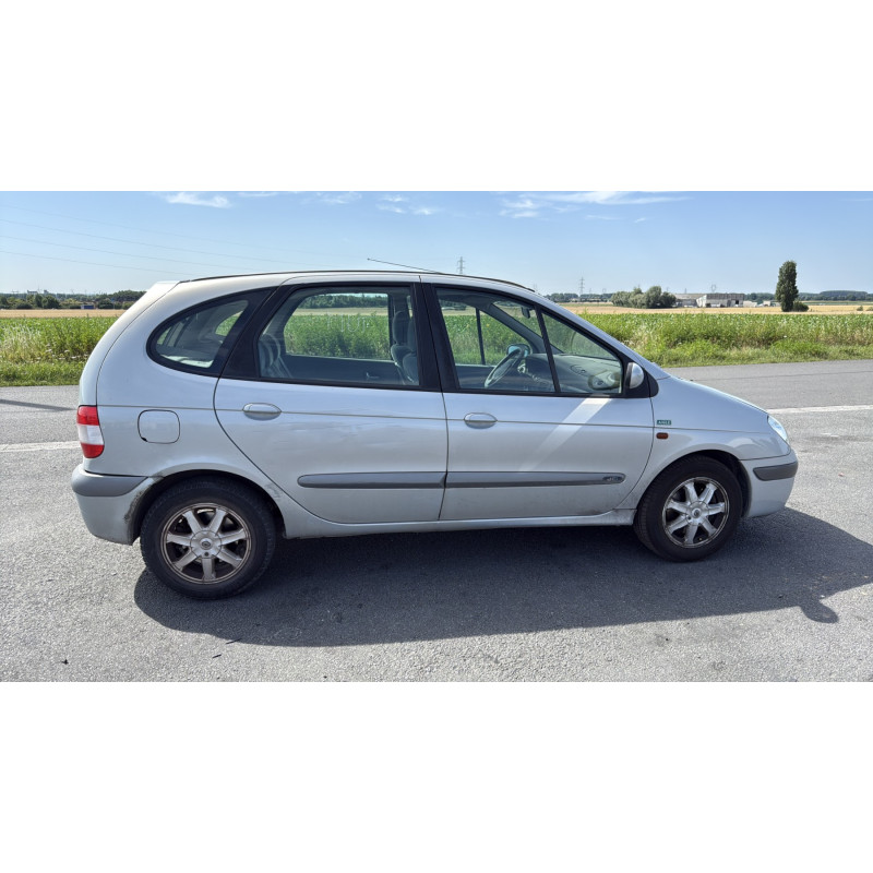 Neiman RENAULT SCENIC 1 Photo n°12