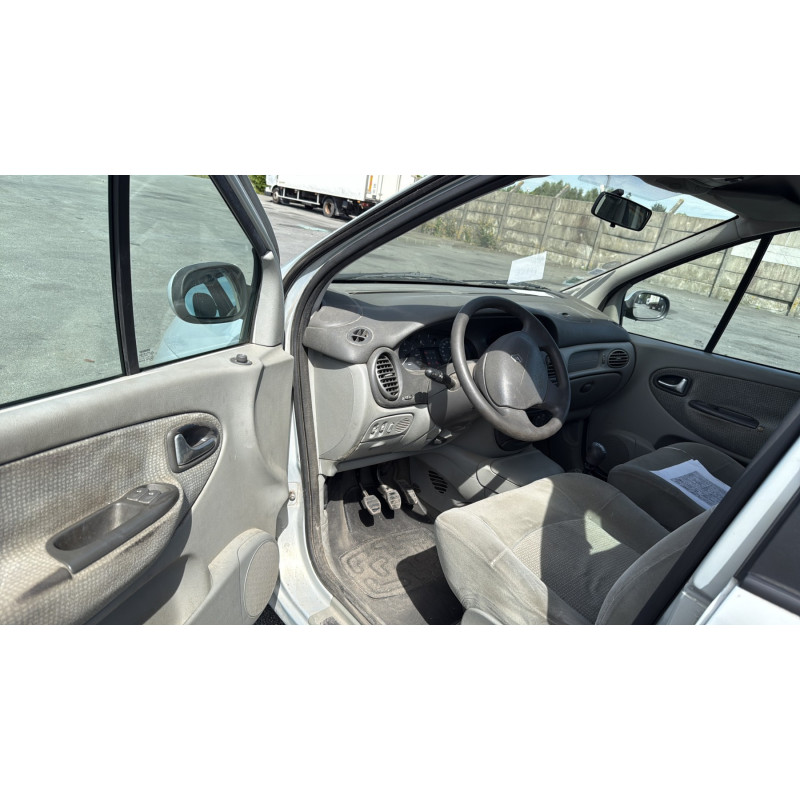 Neiman RENAULT SCENIC 1 Photo n°14