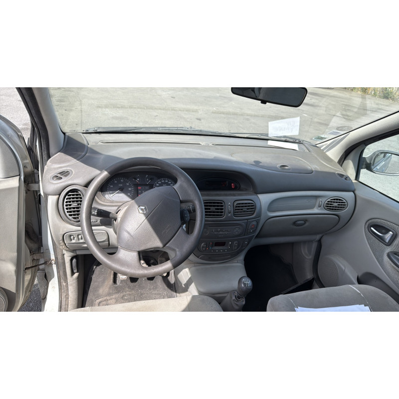 Neiman RENAULT SCENIC 1 Photo n°17