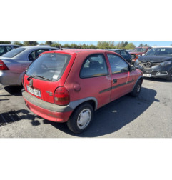 Vitre avant gauche OPEL CORSA B
