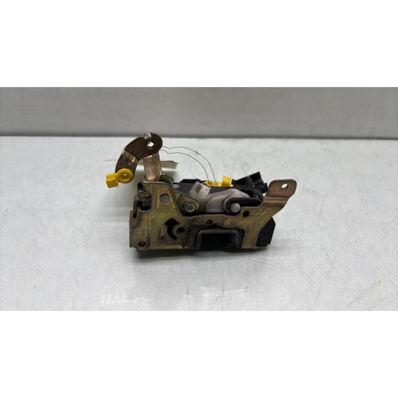 Serrure arriere gauche RENAULT CLIO 1 Photo n°3