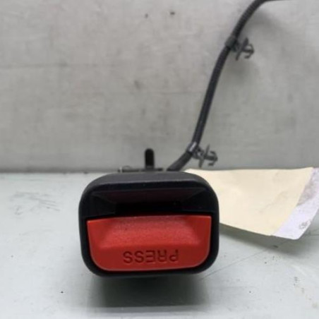 Attache ceinture avant droit HYUNDAI IX 20