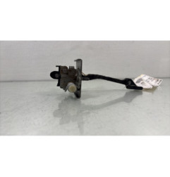 Arret de porte avant droit PEUGEOT 5008 1