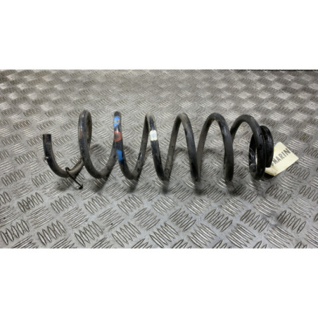 Ressort de suspension arriere droit PEUGEOT 5008 1