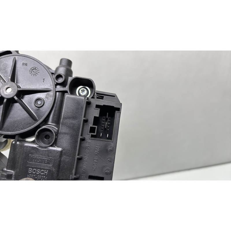 Leve vitre electrique avant droit VOLKSWAGEN POLO 5 Photo n°7
