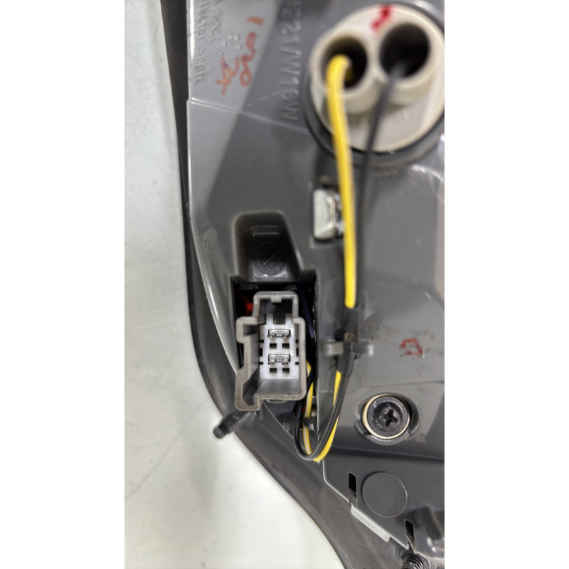 Feu arriere secondaire droit (feux) JEEP CHEROKEE 4 Photo n°4