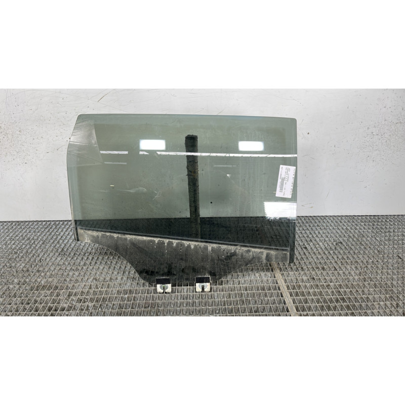 Vitre arriere droit JEEP CHEROKEE 4 Photo n°1