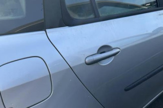 Calculateur moteur RENAULT CLIO 3