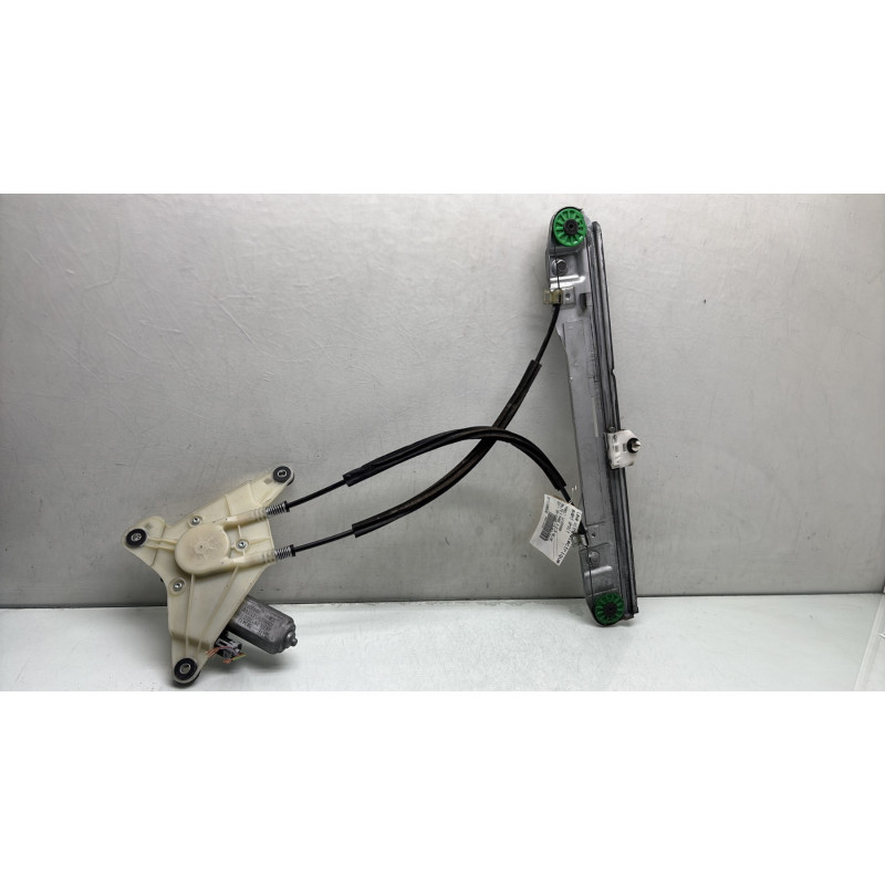Leve vitre electrique avant droit RENAULT MASTER 3 Photo n°1