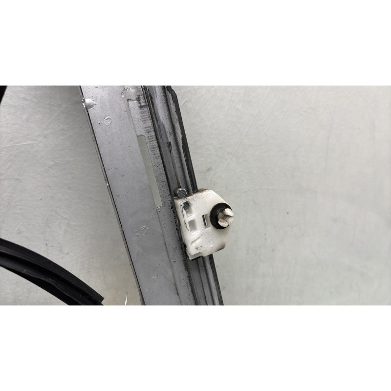 Leve vitre electrique avant droit RENAULT MASTER 3 Photo n°3