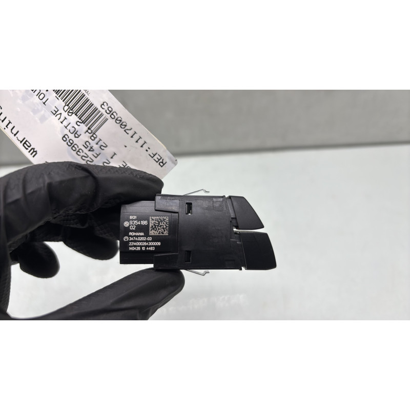 Bouton de warning BMW SERIE 2 F45 ACTIVE Photo n°2