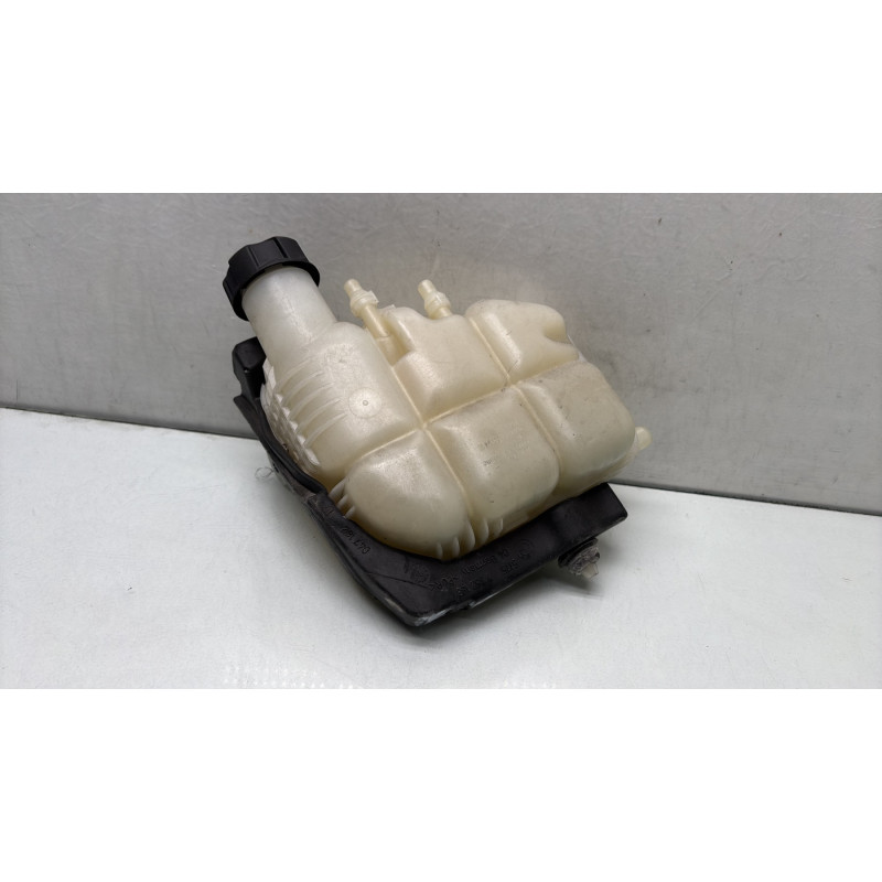 Vase d'expansion BMW SERIE 2 F45 ACTIVE Photo n°2