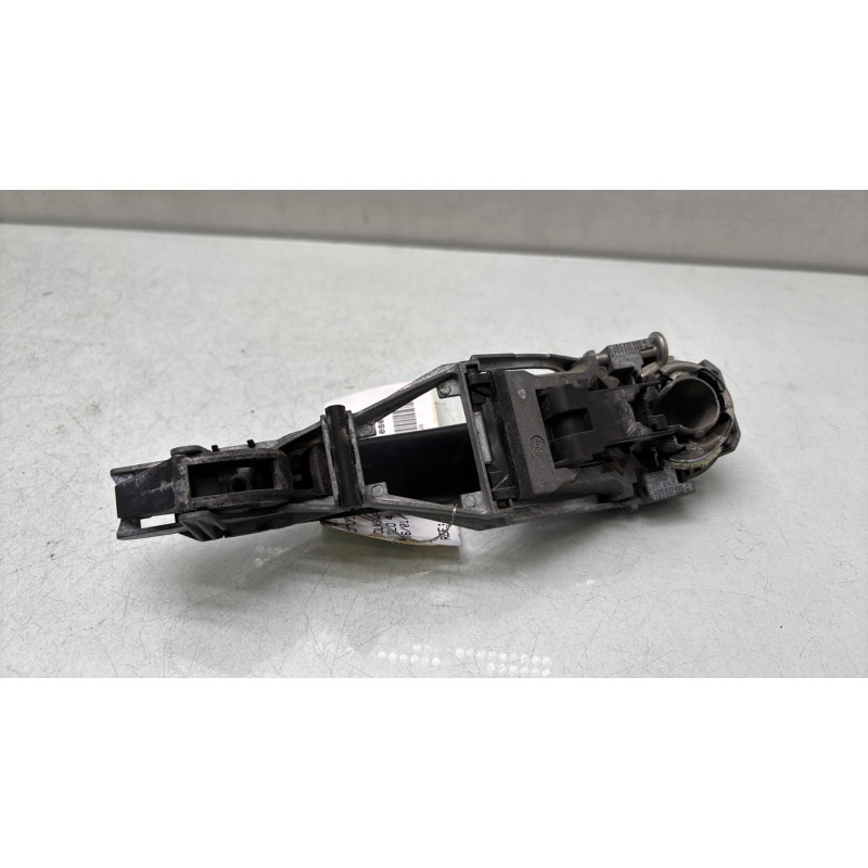 Poignee porte avant droit VOLKSWAGEN POLO 4 Photo n°3