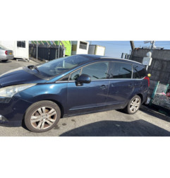 Poignee porte avant gauche PEUGEOT 5008 1