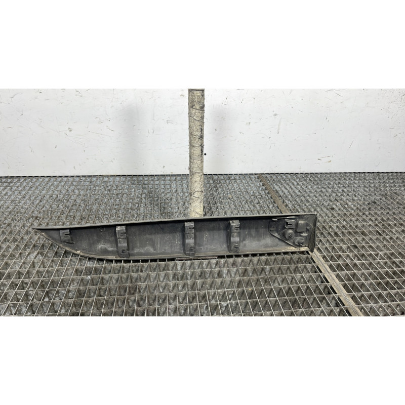 Baguette de porte arriere gauche  RENAULT MEGANE 3 Photo n°4